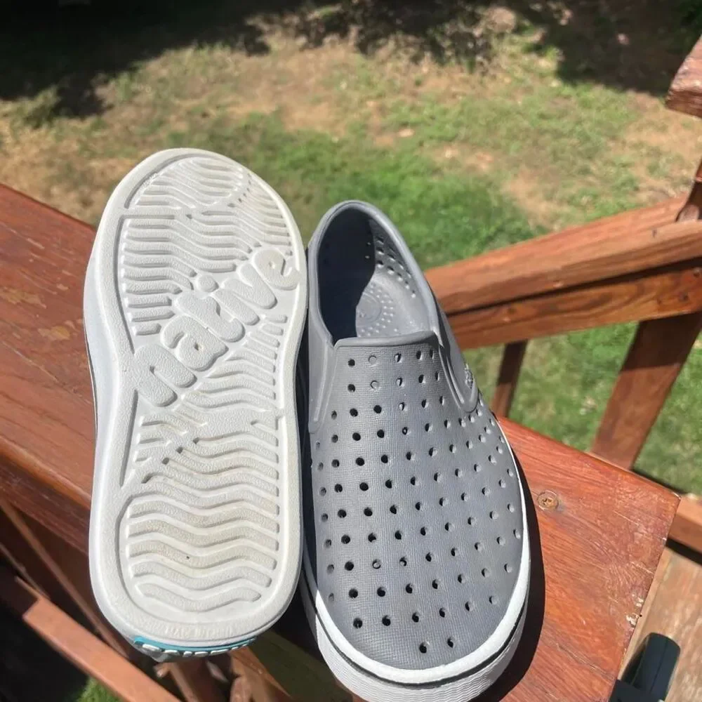 Native Junior 2 Grey and Silver Sandals